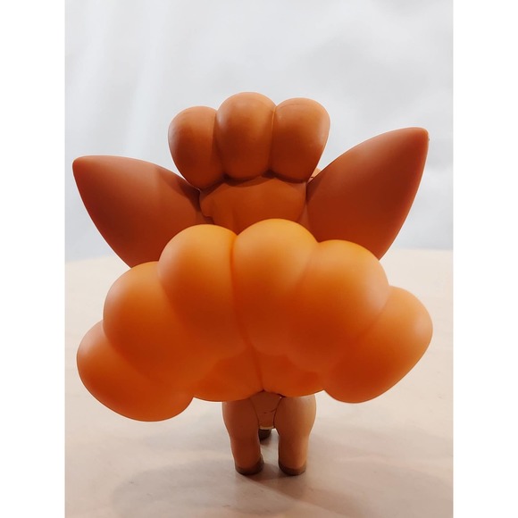Funko POP! Pokémon Vulpix #580 Vinyl Figurine - Picture 3 of 5